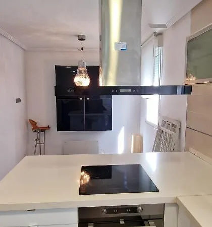 Апартаменты Mirador De Colon - 3 Hab, Wifi, 6 Pax - Vut-4275-as Хихон